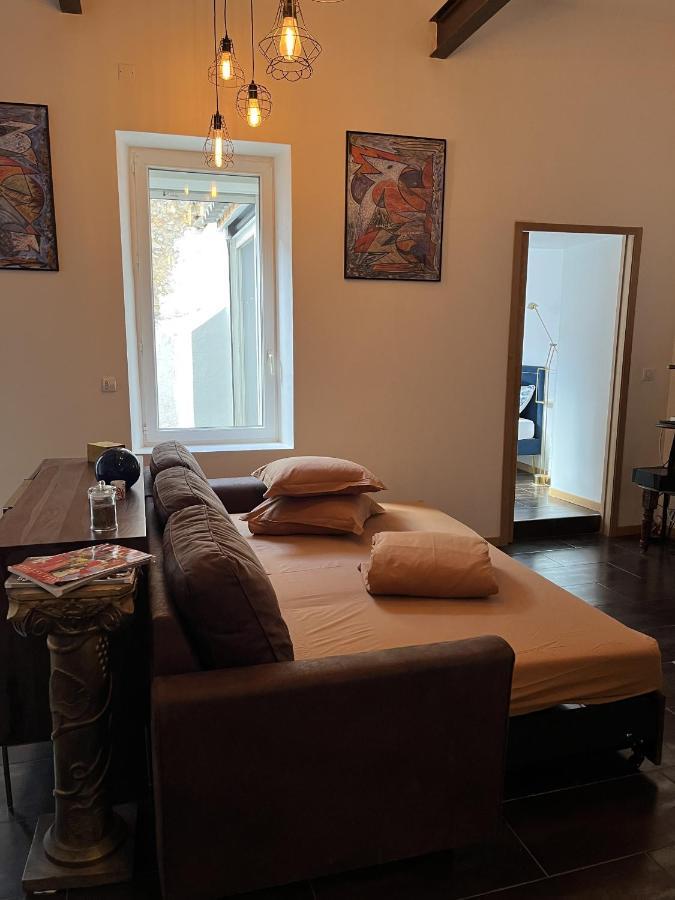 Appartement Atypique Cosy Entre Terre & Mer Marseille Exteriör bild
